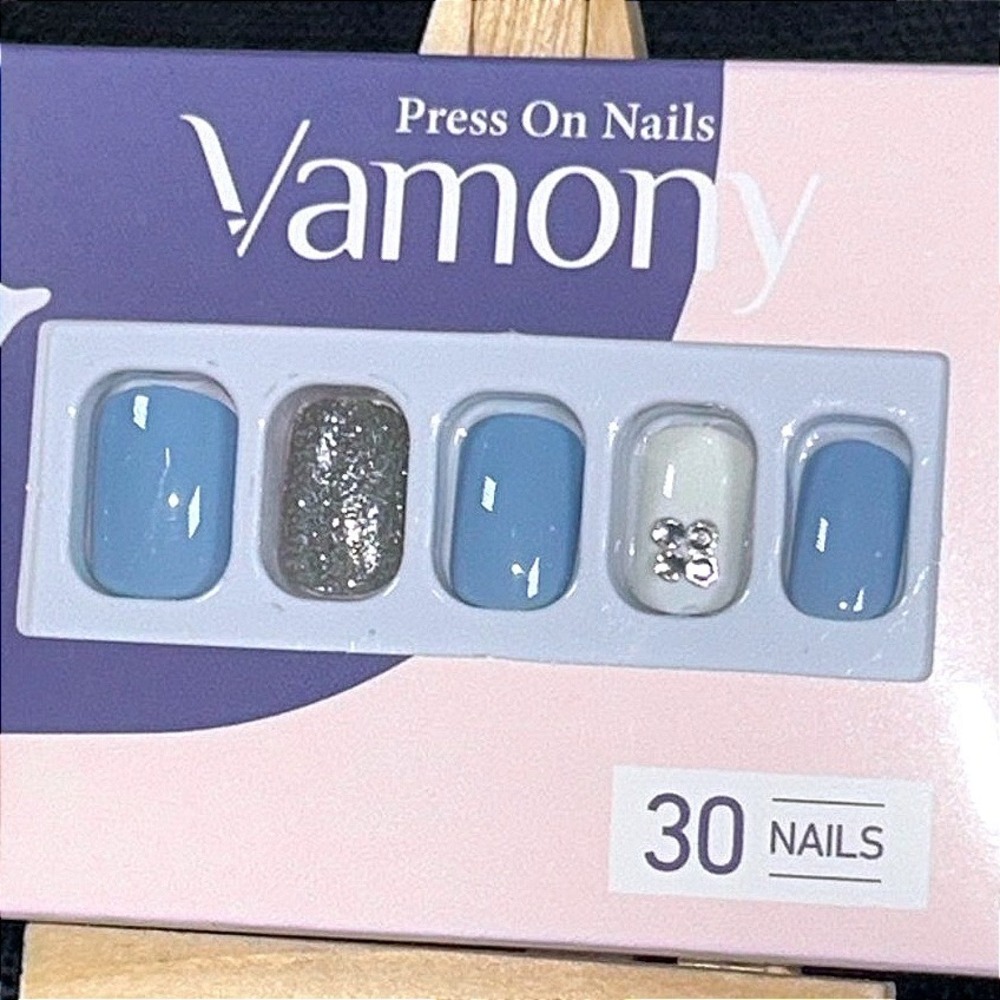 Vamony Blue Press On Nails Short Glossy Glitter Accent Rhinestone 30pcs